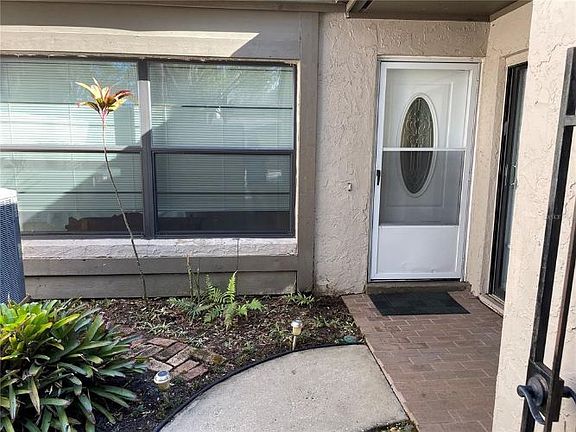 3rd image of 709 Drywood Ave