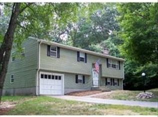 37 Queens Ter, Holliston, MA 01746