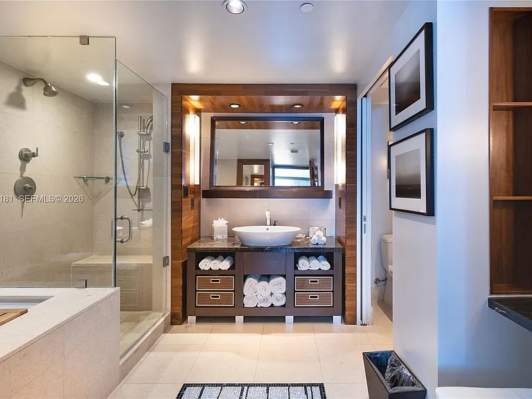 6801 Collins Avenue Cu #610-612 — Photo 13