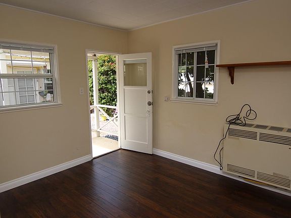 2nd image of 708 Cedar St APT C