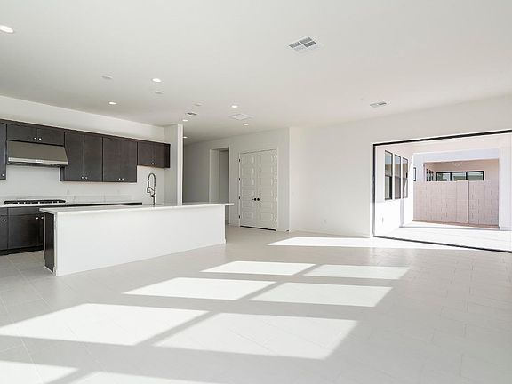 5th image of 35334 N Covelite Way