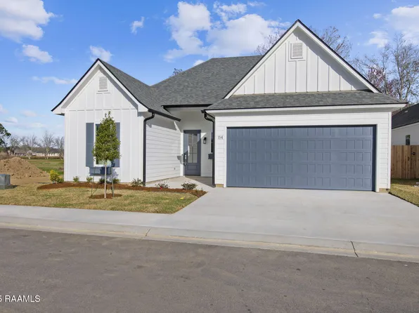 114 Greenhouse Rd, Youngsville, LA 70592