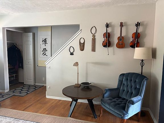 4th image of 222 Arbor Ct
