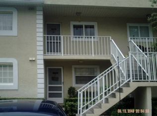 1805 Palm Beach Trace Dr, Royal Palm Beach, FL 33411