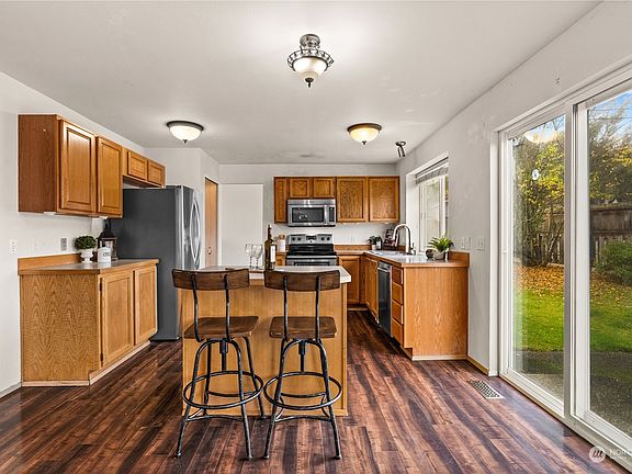 5th image of 328 97th Avenue SE