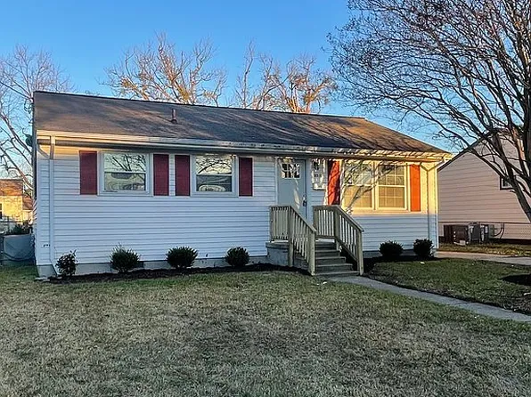 3310 Greenwood Dr, Hampton, VA 23666