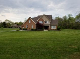 2104 Amber Hill Rd, Batavia, OH 45103