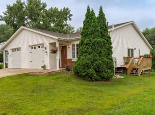 2809 Northern Valley Dr NE, Rochester, MN 55906