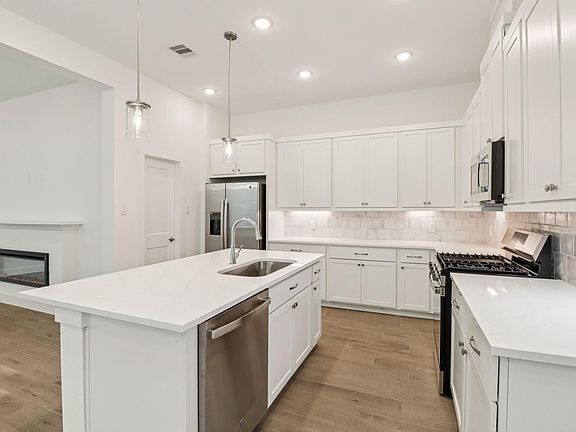 6th image of this home