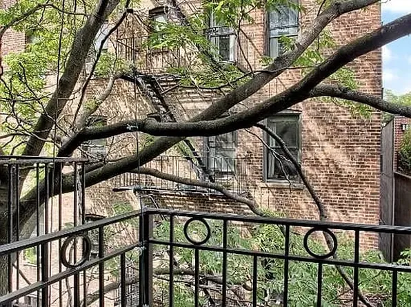 36 Barrow St #4D, New York, NY 10014