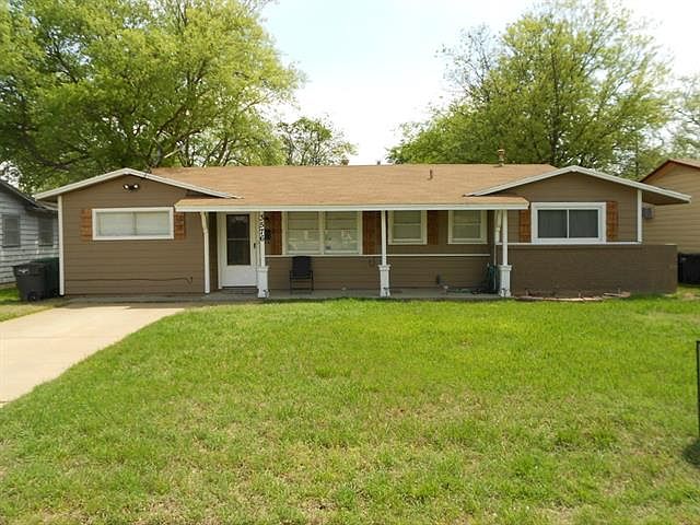 1st image of 3576 Half Moon Dr