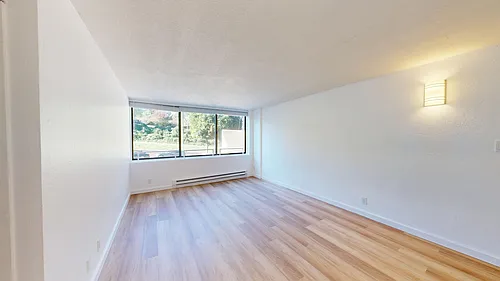 2055 Sacramento Street Photo 1