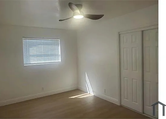 350 SW 27th Ter #A — Photo 2
