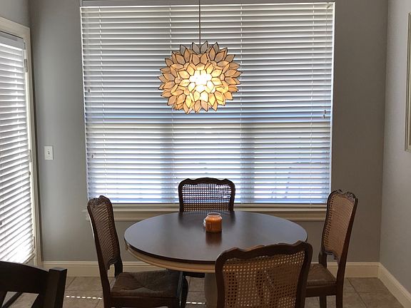 3rd image of 4406 W Braymore Dr