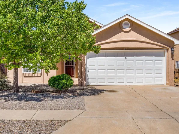 6815 Calle Cielo SW, Albuquerque, NM 87121