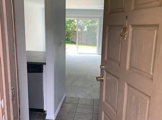 8001 NE 177th Ct APT 101, Kenmore, WA 98028