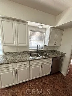 345 E College St — Photo 22
