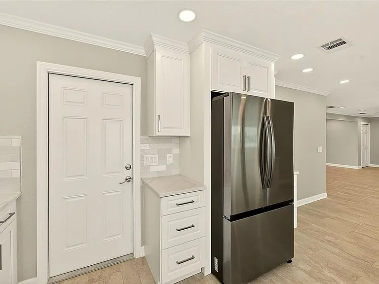 5434 Oakhurst Dr — Photo 16