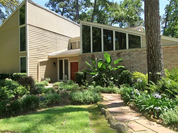 1938 River Falls Dr, Humble, TX 77339