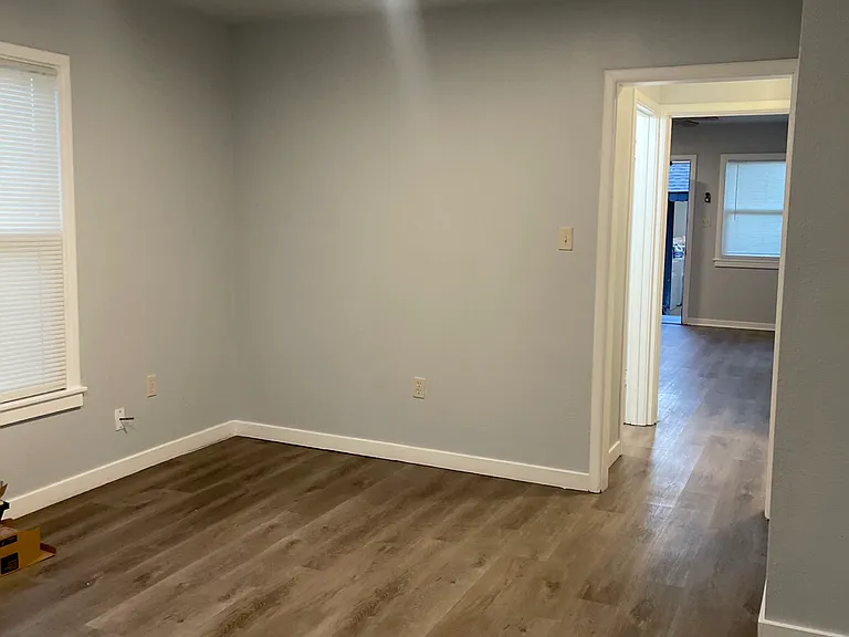 351 N Stockton St — Photo 12