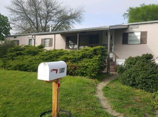 107 Bratton Dr, Norristown, PA 19403