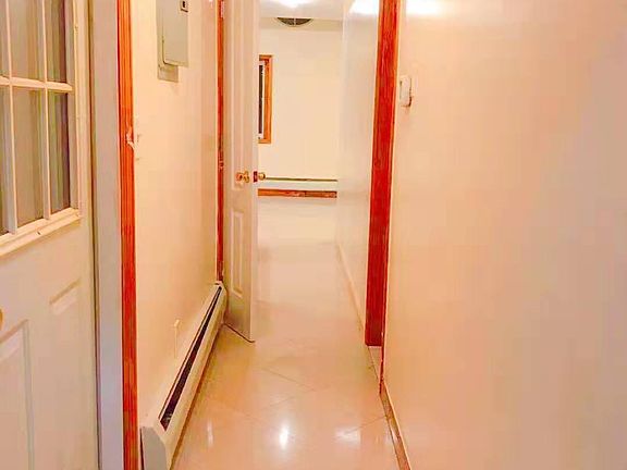 4th image of 15814 72nd Ave #2