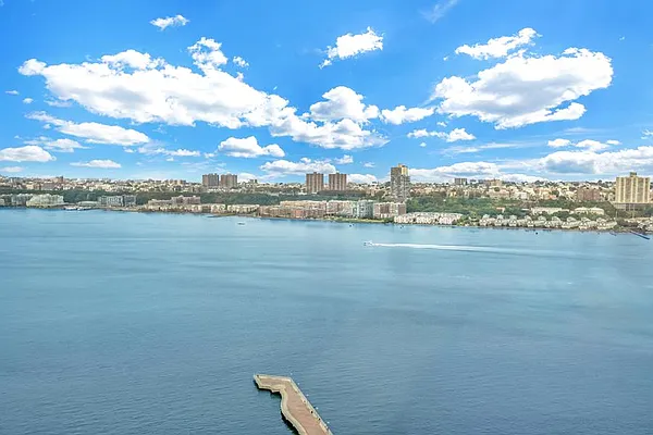 Rented by Douglas Elliman | media 7