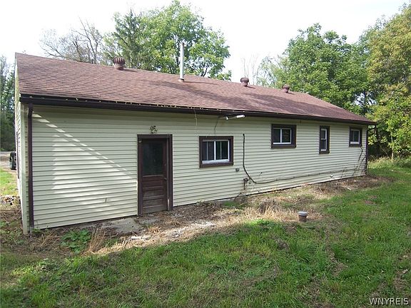 3rd image of 3338 Dodgeson Rd