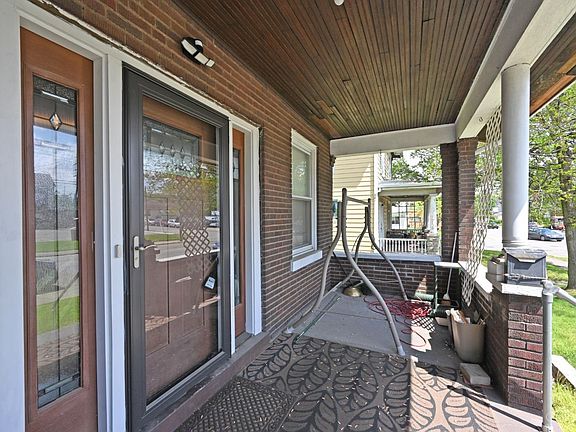 5th image of 6515 Vine St