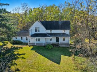 1765 W Fleck Rd, Six Lakes, MI 48886