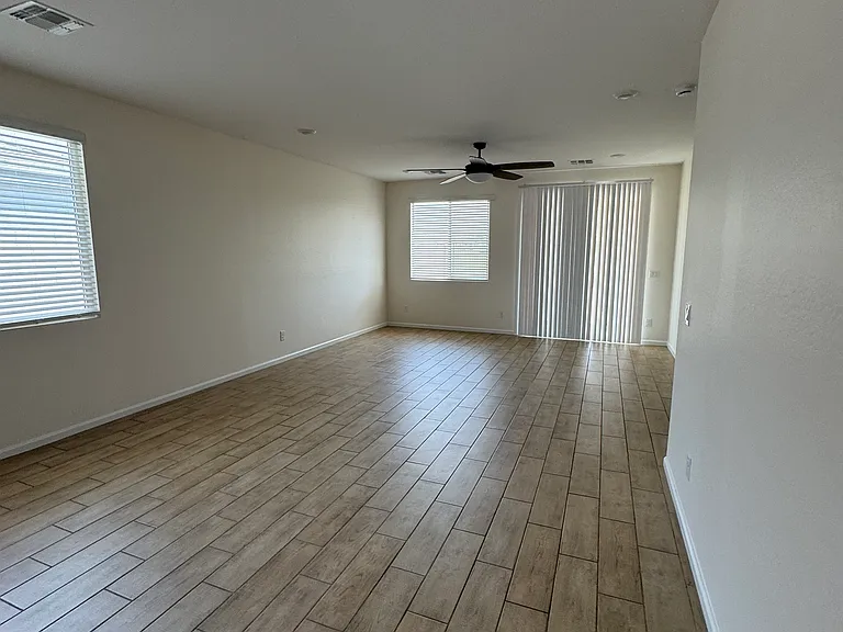 24562 W Hopi St — Photo 20
