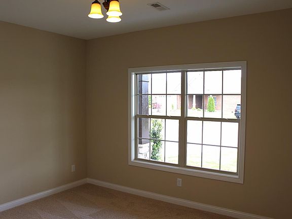 2nd image of 125 Patmore Ln