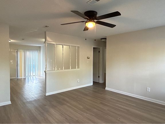 3rd image of 1309 Ireland Dr
