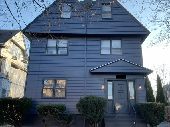 Furnished Pet-Friendly East Rock Unit w/ Gas Included!