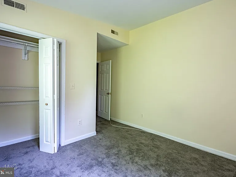 1712 Thames St — Photo 14