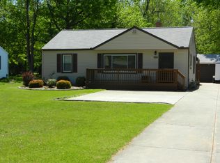 8078 Edgewood Rd, Mentor, OH 44060