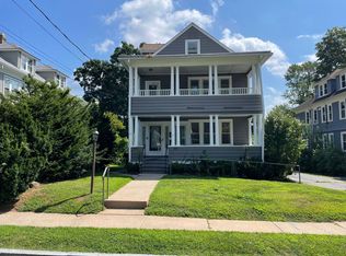 110-112 Grennan Rd #TOWNHOUSE E, West Hartford, CT 06107