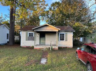 110 Chieftain Way, Chickasaw, AL 36611