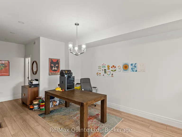 107 Buchanan Ave — Photo 9