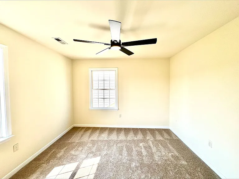 6207 Beaufont Hills Ct — Photo 8