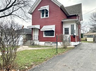 513 Mill St, Elgin, IL 60123