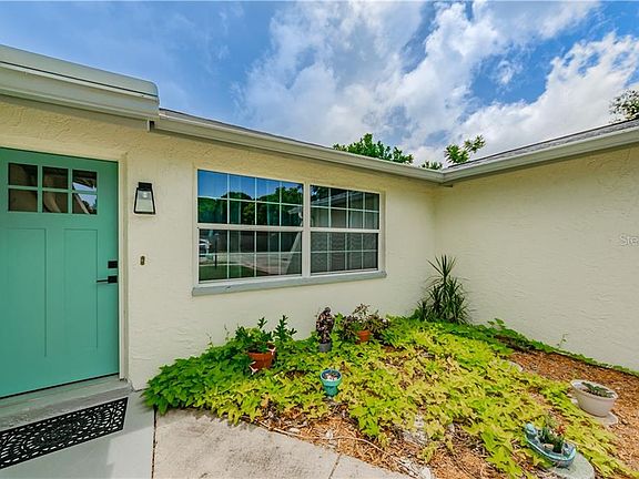 4th image of 8859 Orange Blossom Dr