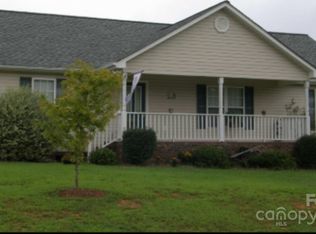 2801 Union Ridge Dr, Lincolnton, NC 28092