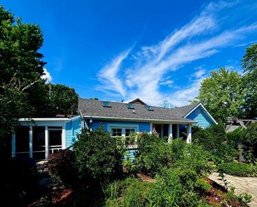 8 Branch Ct, Three Oaks, MI, 49128