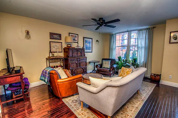 Sold by REMAX Elite | media 3