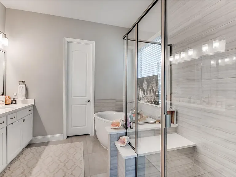 4216 Yucca Dr — Photo 21