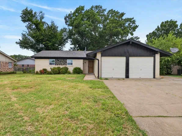 5205 Cloyce Ct, North Richland Hills, TX 76180