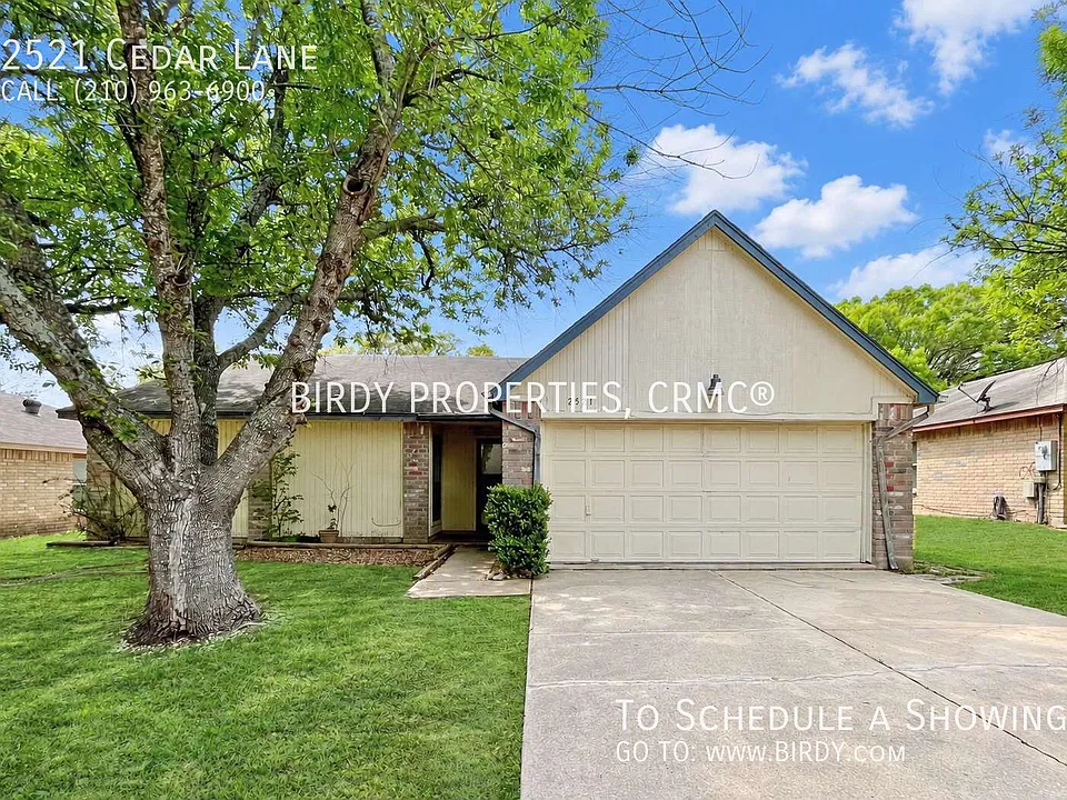 2521 Cedar Ln