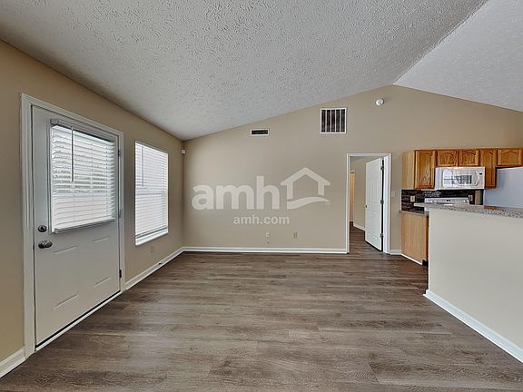 5th image of 9013 Scoter Ct