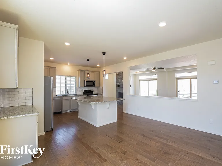 10532 Truckee St — Photo 7